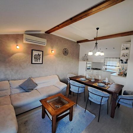 Apartman Lucia Posedarje Dış mekan fotoğraf